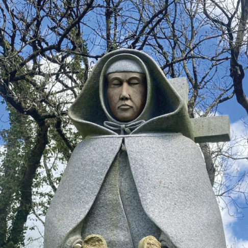 Statue Sainte Jeanne Jugan