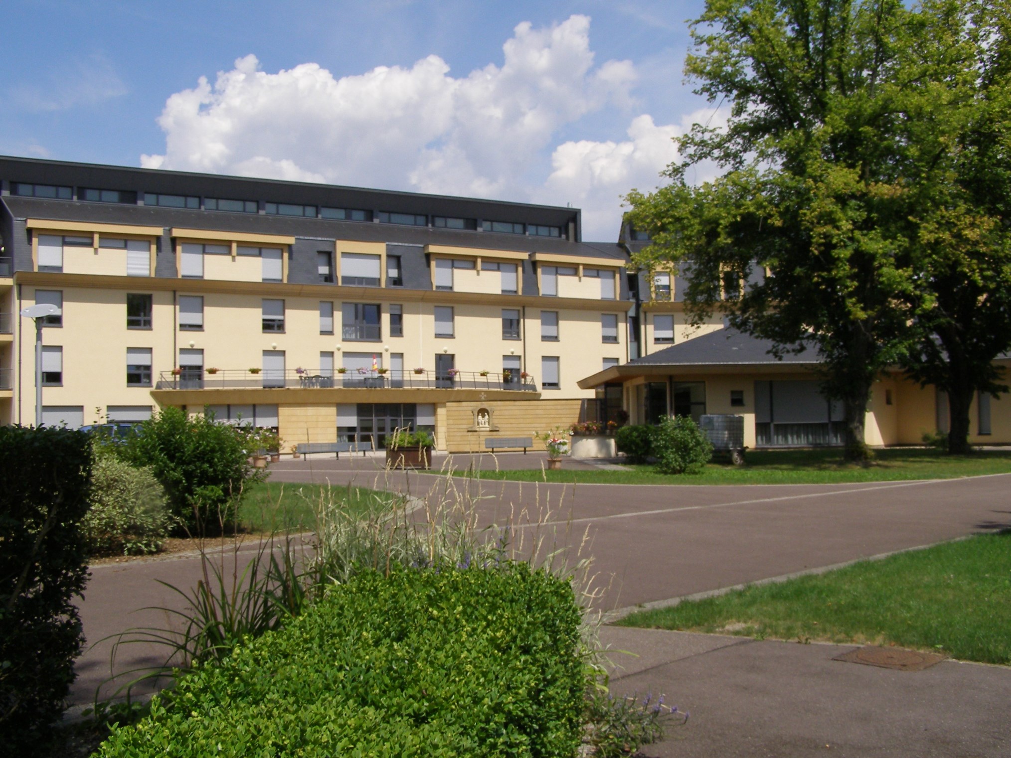 Ma Ma Maison des Petites Soeurs des Pauvres de Metz